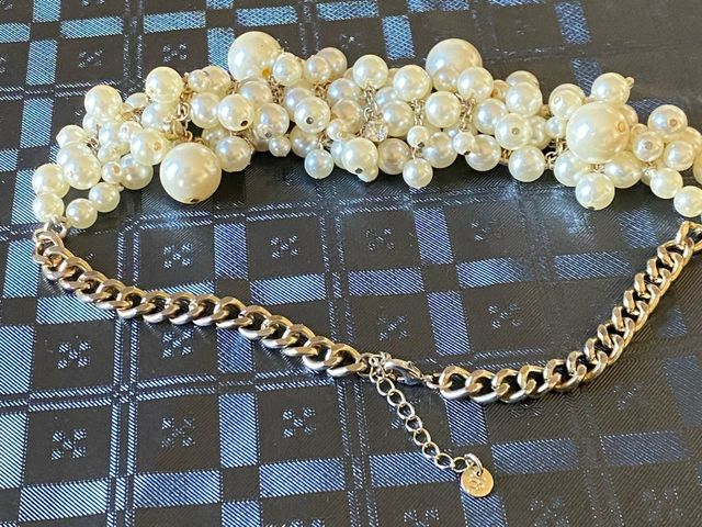 Collana + bracciale + orecchini con perle.