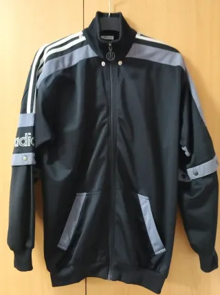 Chaqueta Adidas Negra y Gris