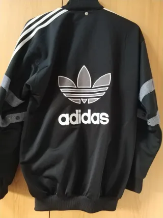 Chaqueta Adidas Negra y Gris