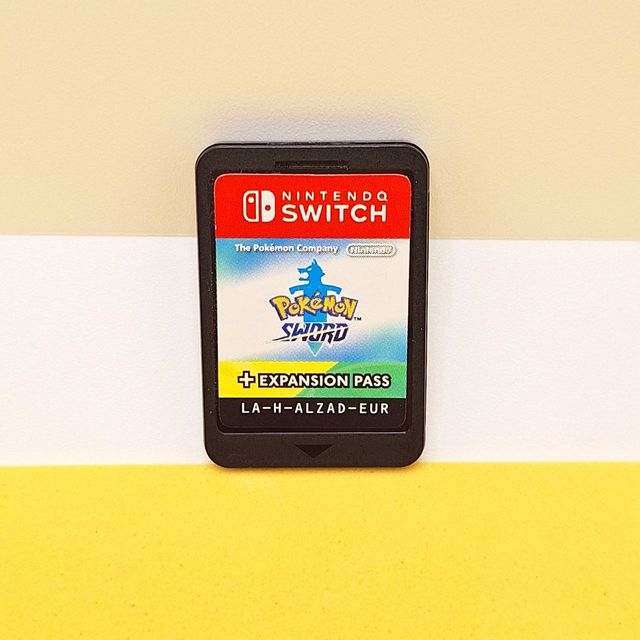 Pokemon Spada + Pass Espansione Switch