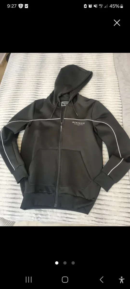 Chándal MacKenzie Negro Niño. Talla S