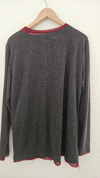 Adolfo Dominguez Camiseta Gris y Roja Talla M