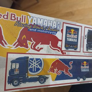 Kit Modellismo Red Bull Yamaha Racing Truck