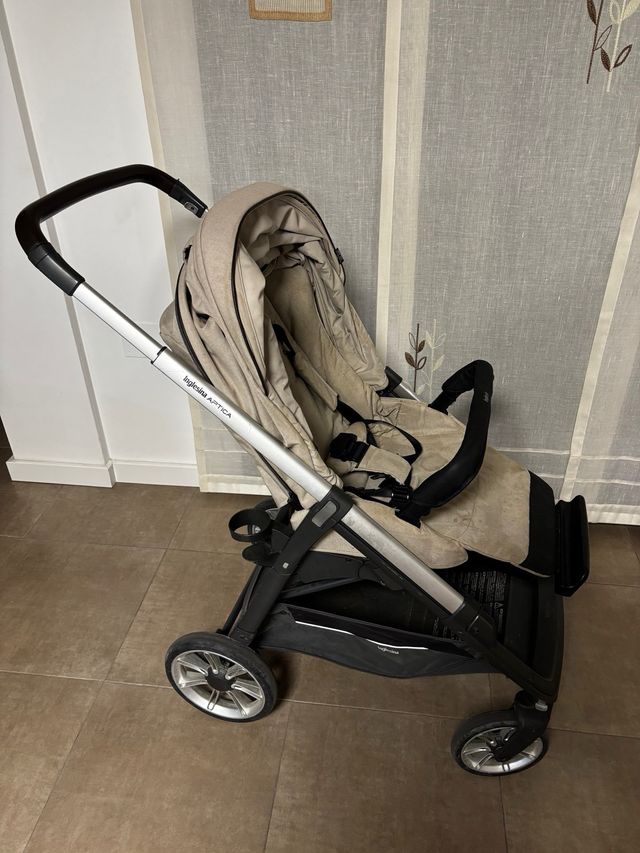 Silla de paseo Inglesina Aptica