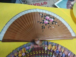 Abanicos vintage madera pintados flores