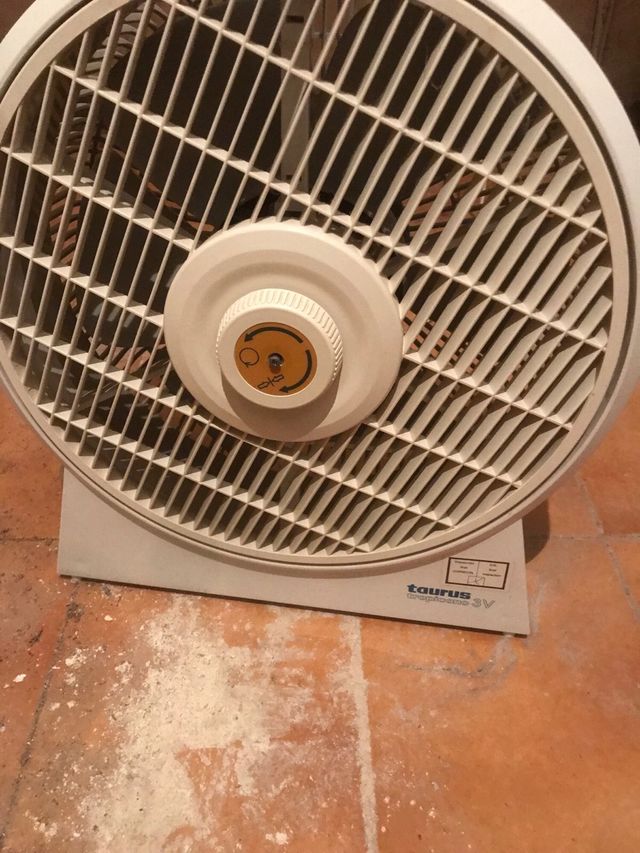 Ventilador Taurus Beige/Blanco