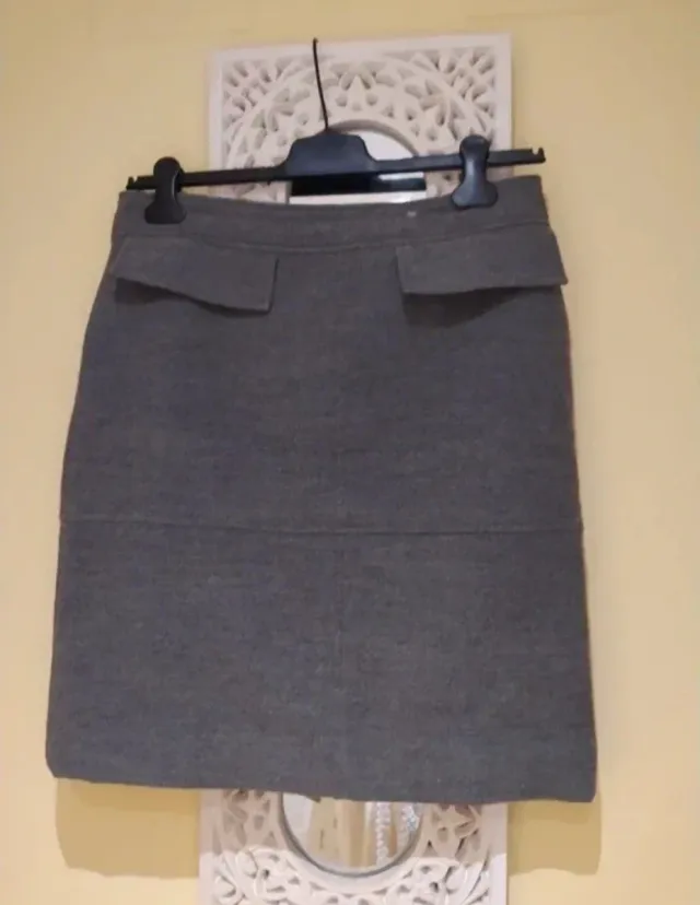 Falda Purificación García gris