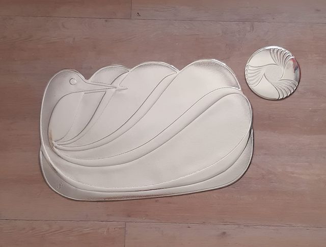 Juego 4 manteles individuales dorados