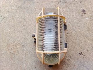 Plafoniera Ovale con griglia