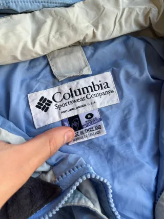 Abrigo Columbia Azul Claro Logo Bordado
