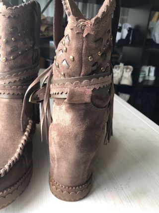 Botines cuña estilo boho