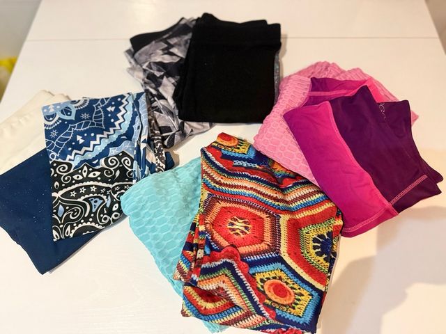Lote 8 leggings estampados y lisos