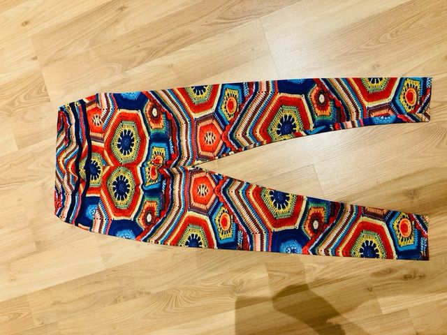 Lote 8 leggings estampados y lisos