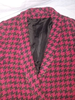 Chaquetón pata de gallo  mujer rojo y negro