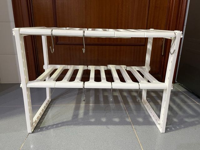 Estantería extensible bajo fregadero