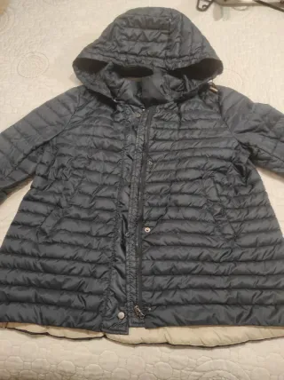 Plumas ligero Zara azul marino