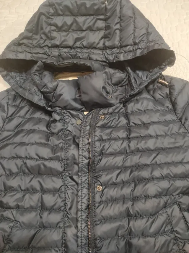 Plumas ligero Zara azul marino