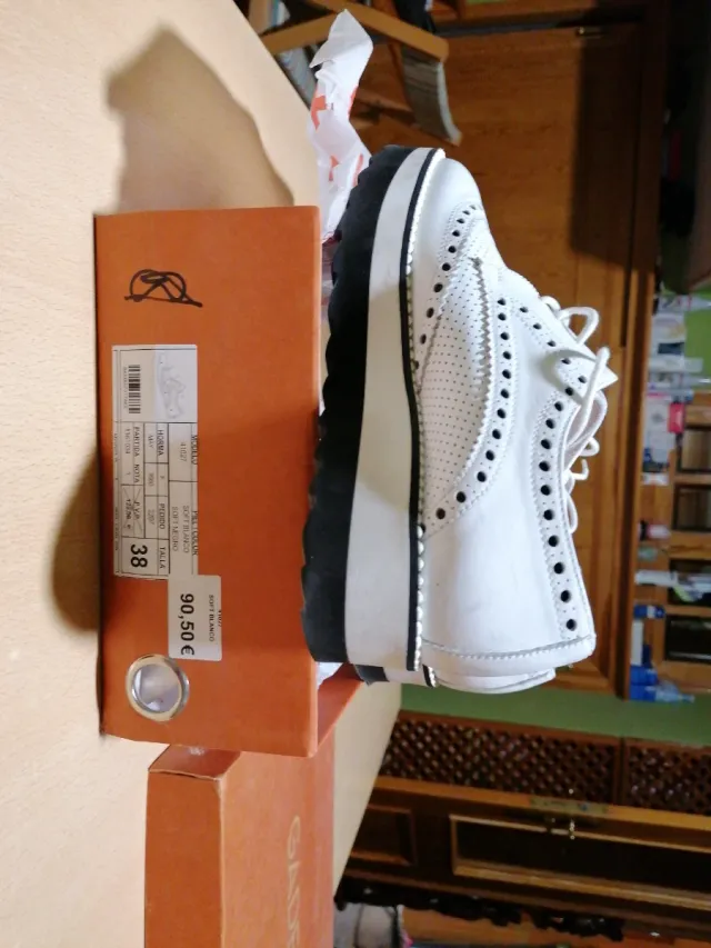 Zapatos GADEA blancos