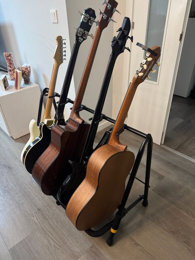 Soporte para guitarras y bajos