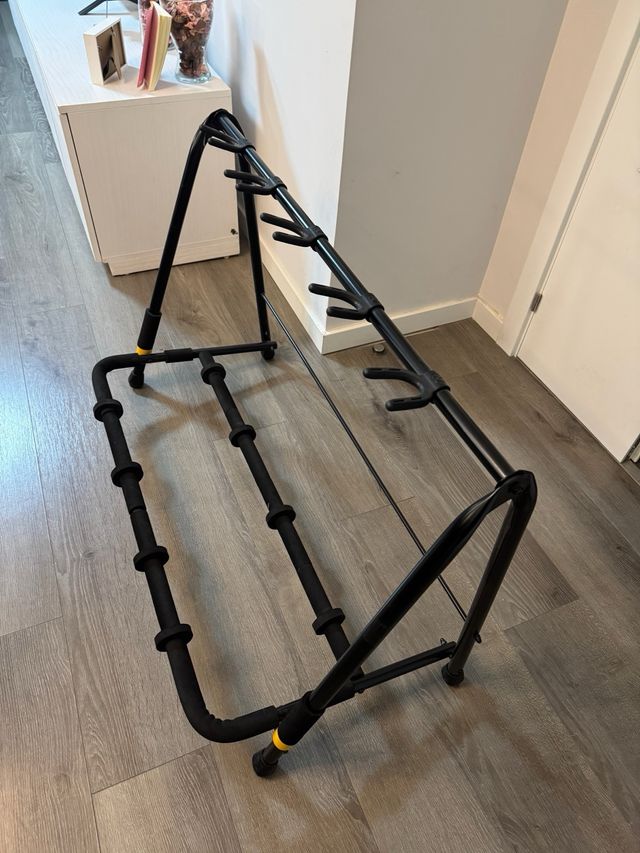 Soporte para guitarras y bajos