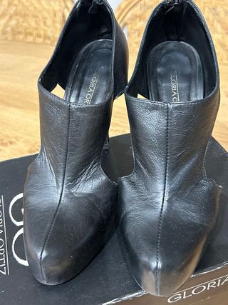 Zapatos Gloria Ortiz Tacon Negro Talla 38