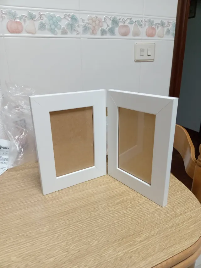 Portarretratos doble madera blanco10 por 15