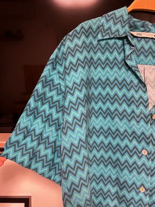 Camisa Zara Estampada Zigzag Talla XS