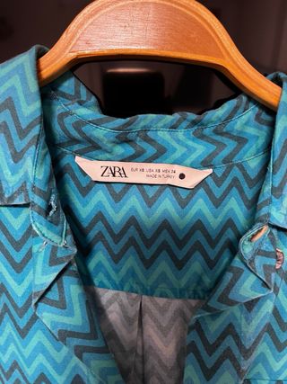 Camisa Zara Estampada Zigzag Talla XS