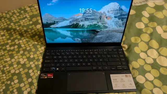 Asus VivoBook 14 Negro/Plateado 14" Full HD