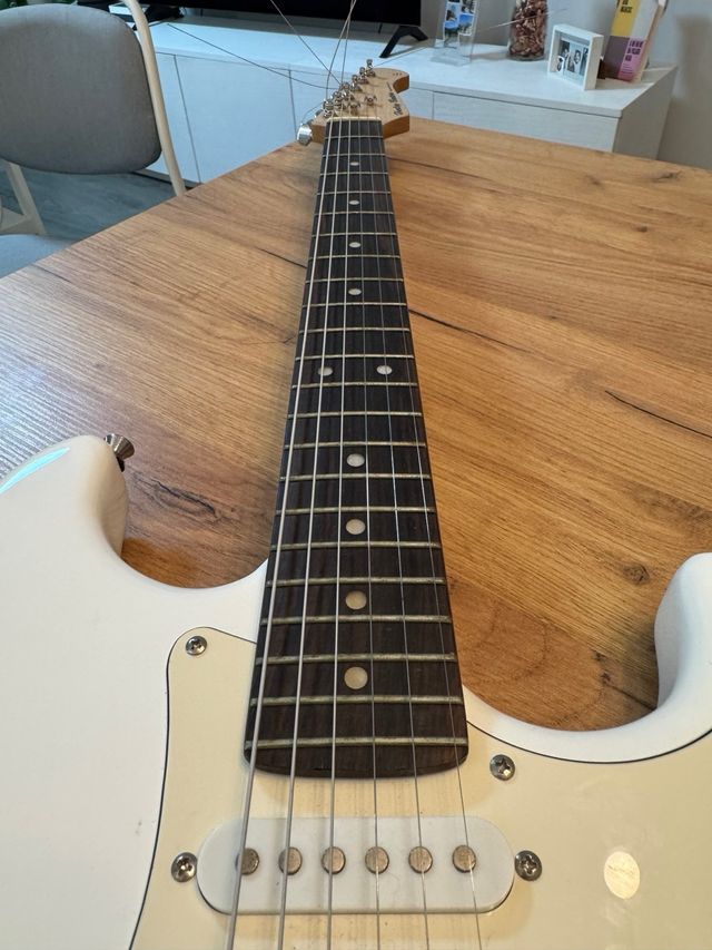 Guitarra Eléctrica Harley Benton Blanca