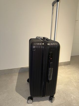 Maleta mediana negra 20kg bodega