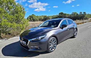 Mazda 3 2.0Skyactiv-G Zenith NAVI impecable