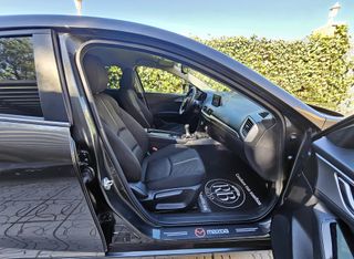 Mazda 3 2.0Skyactiv-G Zenith NAVI impecable