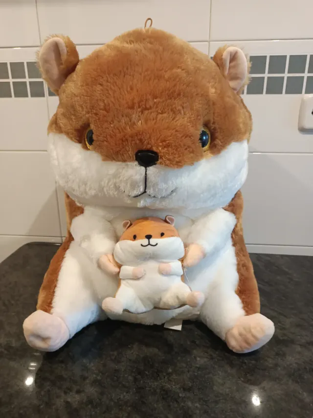 Peluche ardilla grande con bebé