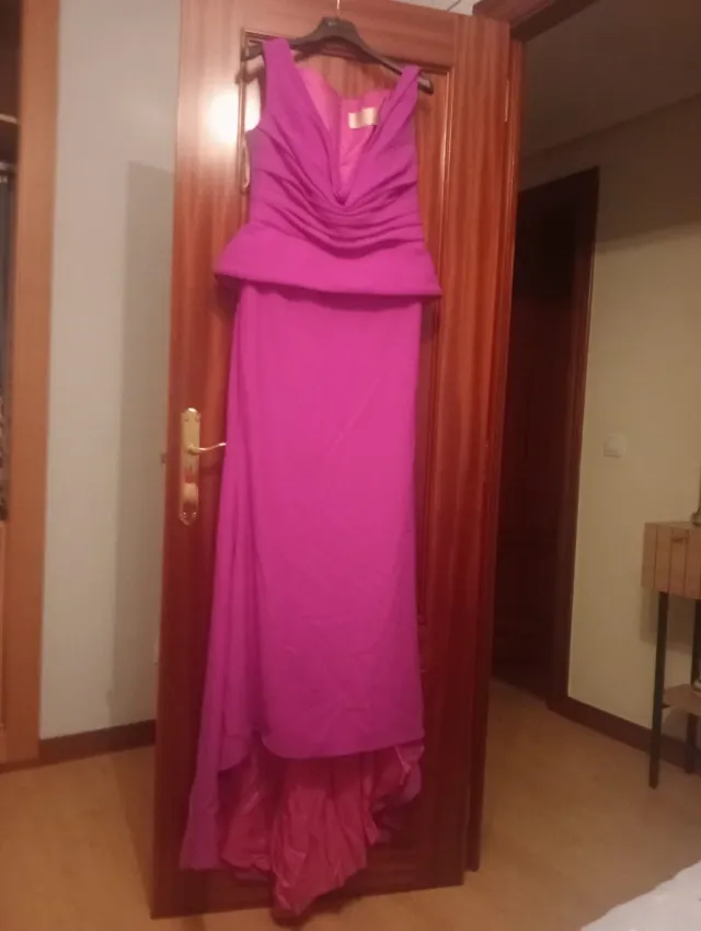 Vestido largo fucsia