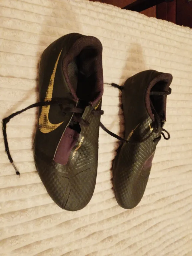 Botas de fútbol Nike Phantom Gola