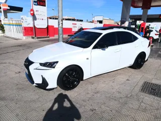 Lexus IS 2017