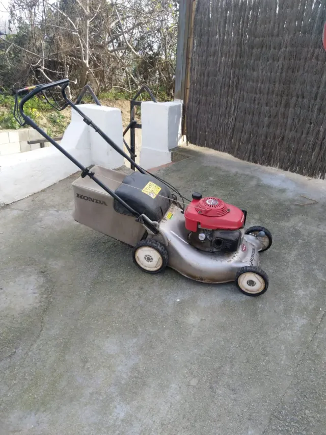 Cortacésped Honda HRG465C3 Izy