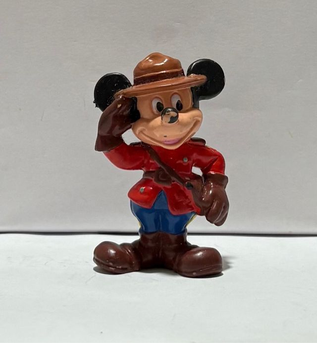 Figura Mickey Policía Montada Canadá