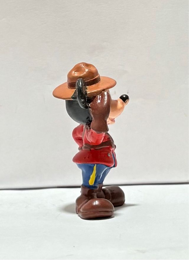 Figura Mickey Policía Montada Canadá