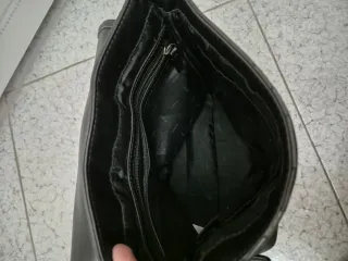 Borsa a spalla con rose rosse