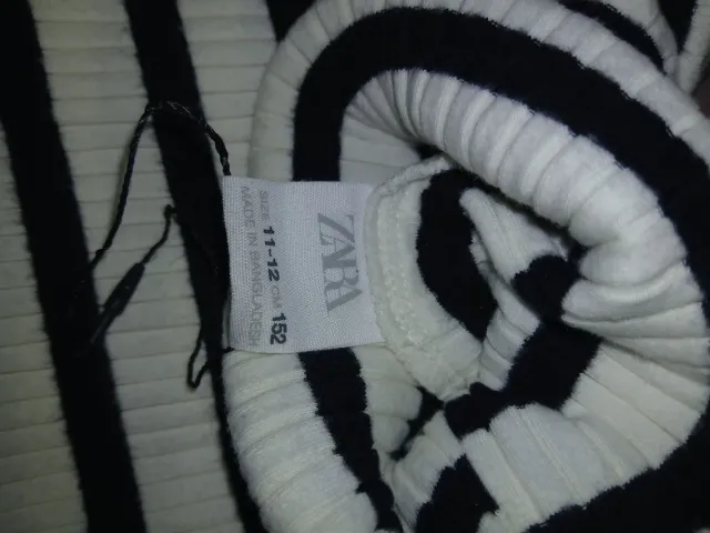 Camiseta Zara gola alta listrada T.11-12