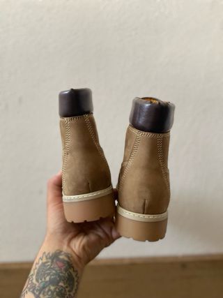 Stivaletti donna CafeNoir scamosciati n.38