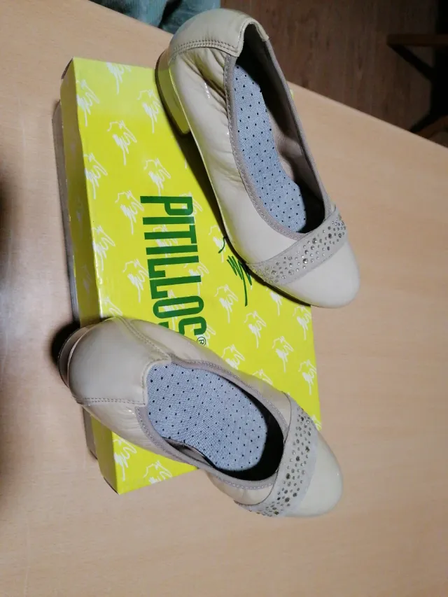 Zapatos Pitillos Beige Talla 36