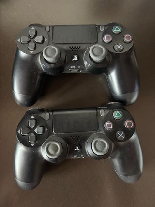 PlayStation 4 + joystick e giochi