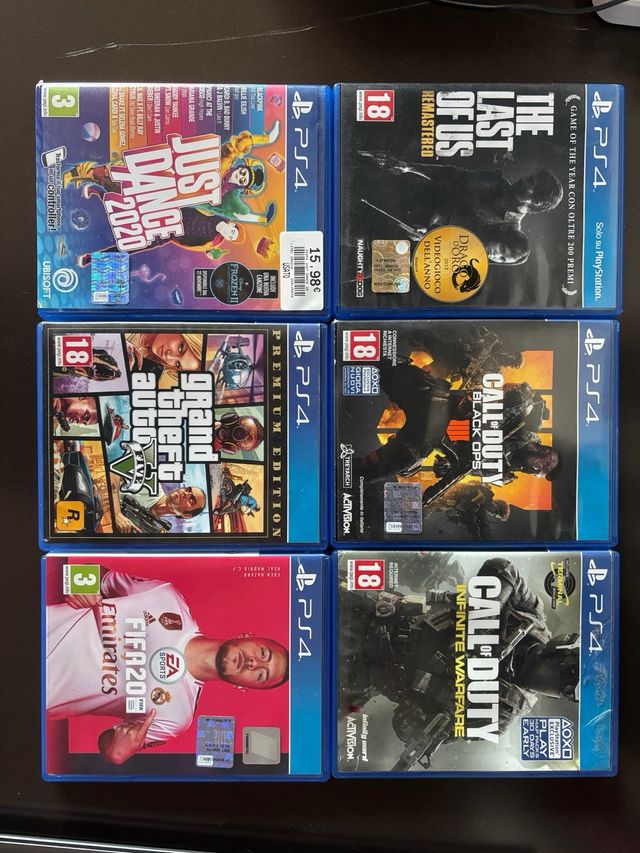 PlayStation 4 + joystick e giochi