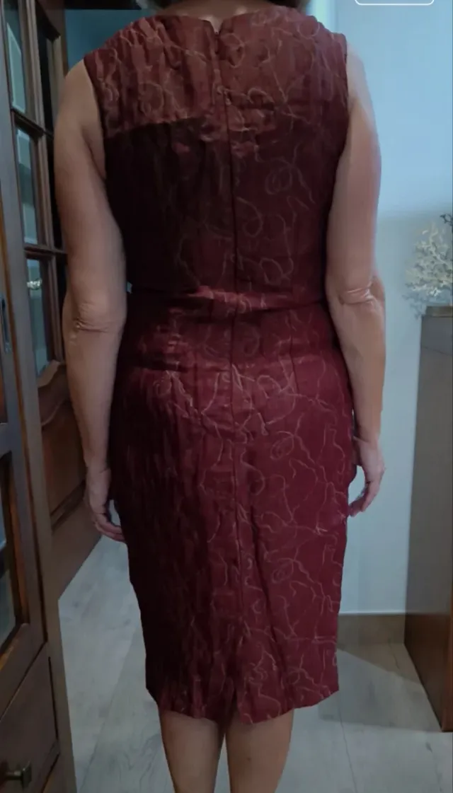 Vestido de cóctel rojo y verde