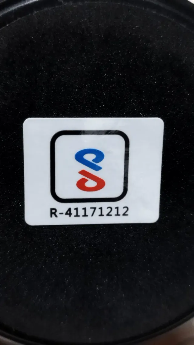 Altavoz Bluetooth Yoroto Rojo y Negro