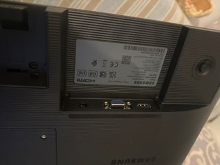 Monitor Samsung S24C310EAU LCD