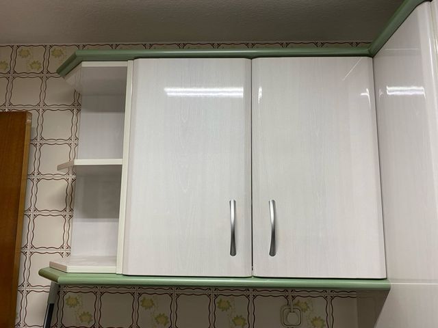 Mueble de cocina madera y piedra